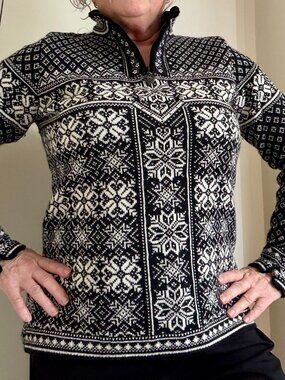 Dale of Norway 100 % Wool  Norwegian Sweater XL Black White Nordic Knit